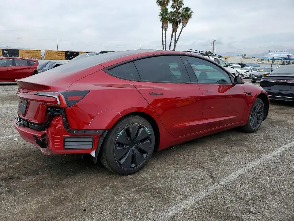 2025 TESLA MODEL 3   