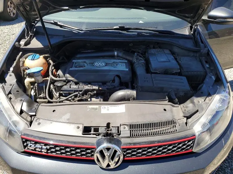2013 VOLKSWAGEN GTI   