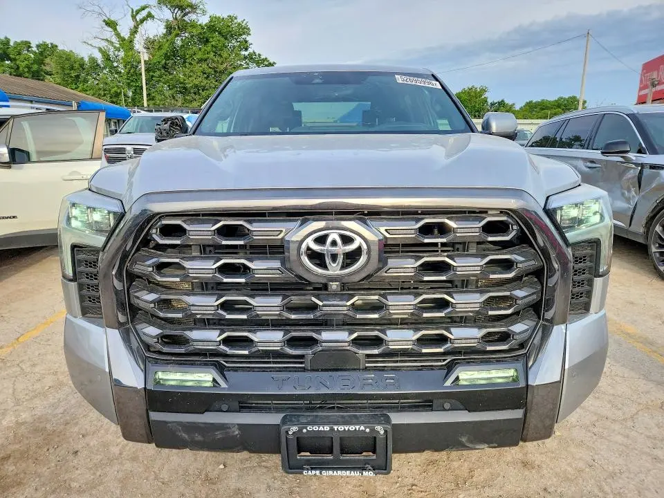 2022 TOYOTA TUNDRA PLATINUM  