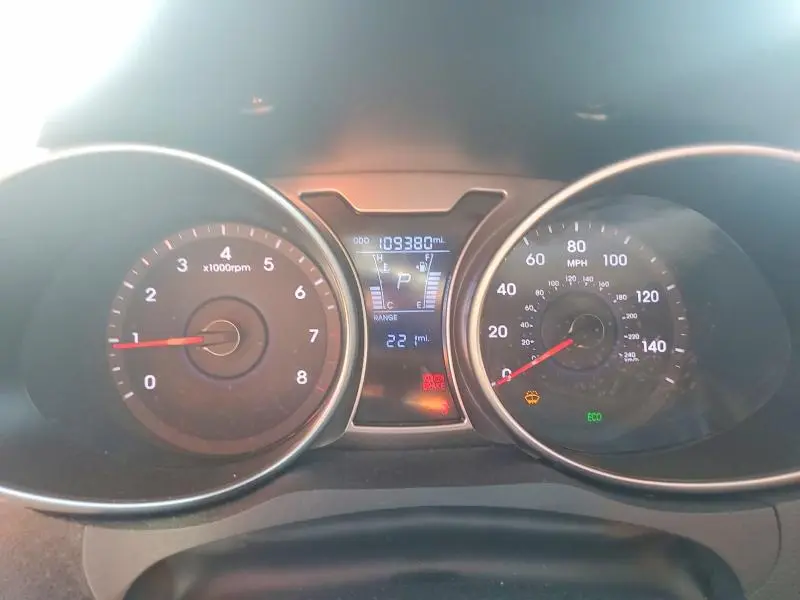 2014 HYUNDAI VELOSTER BASE  