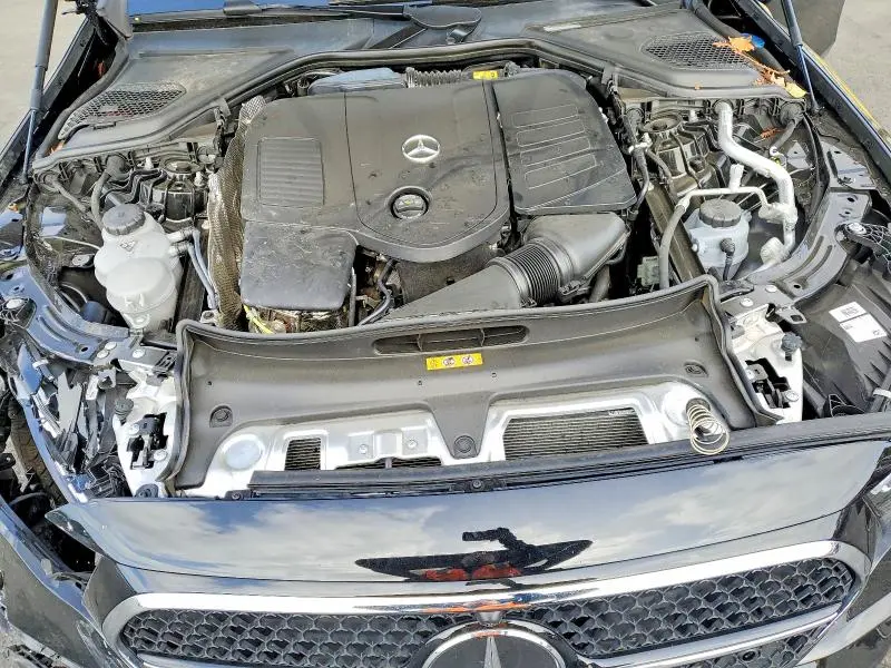 2025 MERCEDES-BENZ E 350  
