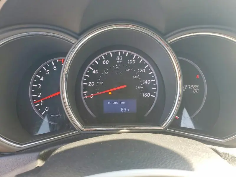 2011 NISSAN MURANO S  