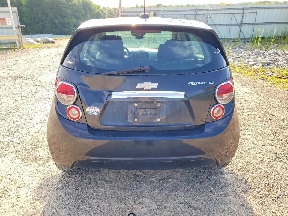 2015 CHEVROLET SONIC LT  