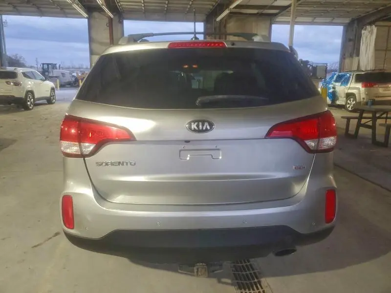 2014 KIA SORENTO LX  
