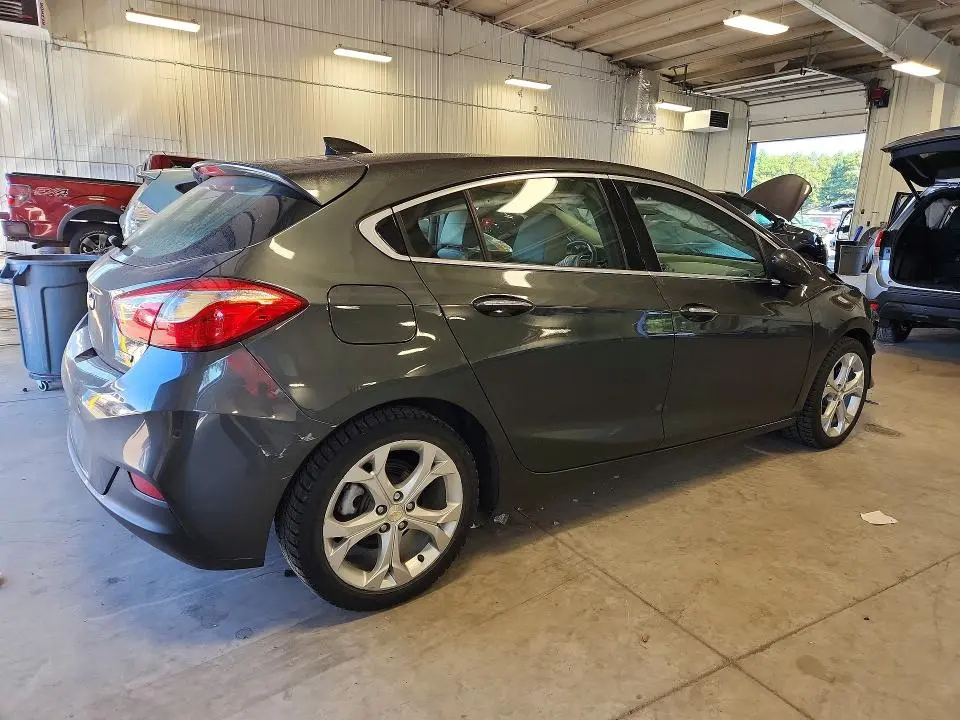 2017 CHEVROLET CRUZE PREMIER  