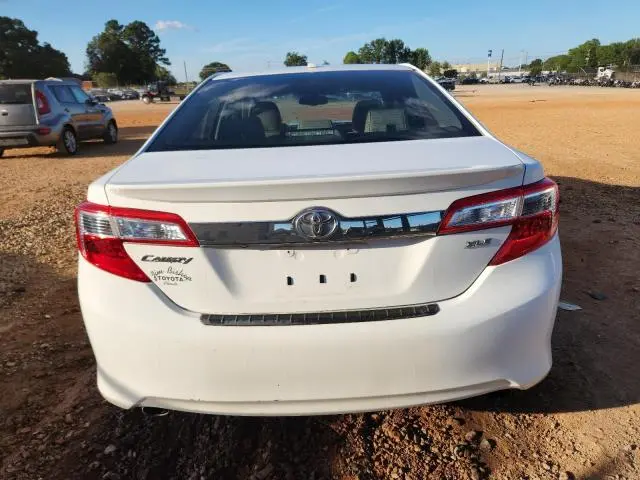 2012 TOYOTA CAMRY SE  