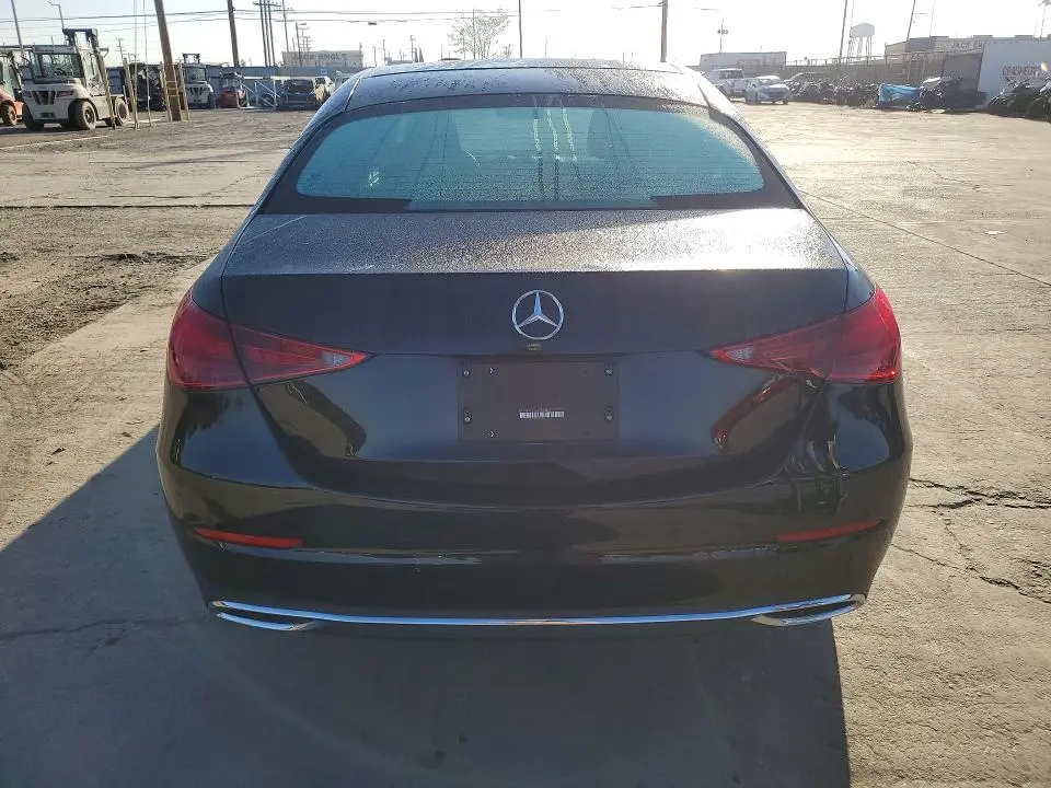 2025 MERCEDES-BENZ C 300  