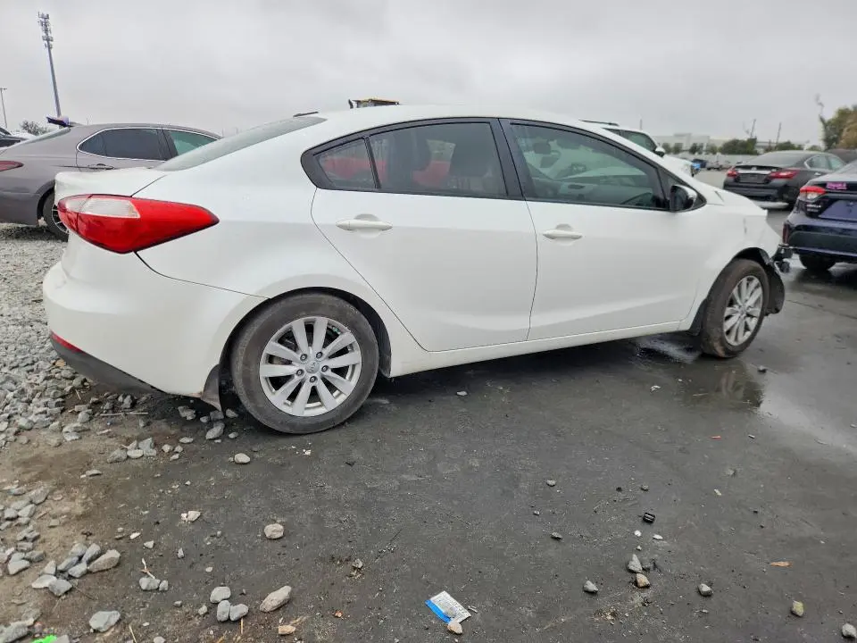 2014 KIA FORTE LX  