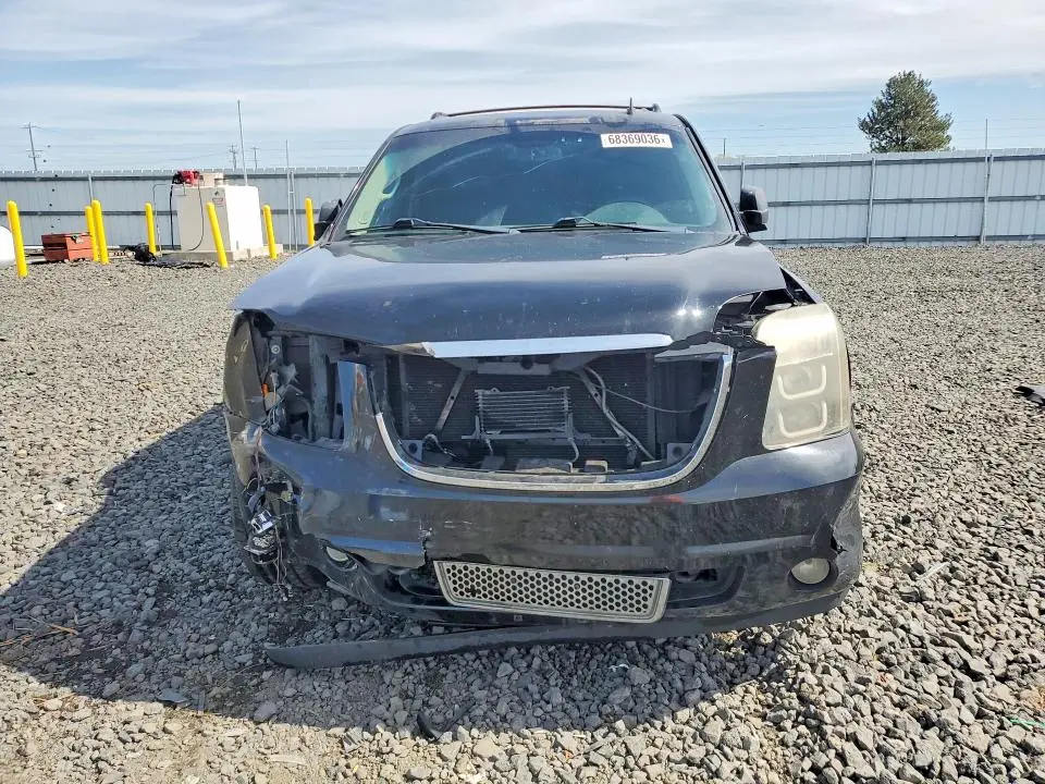 2010 GMC YUKON XL DENALI  
