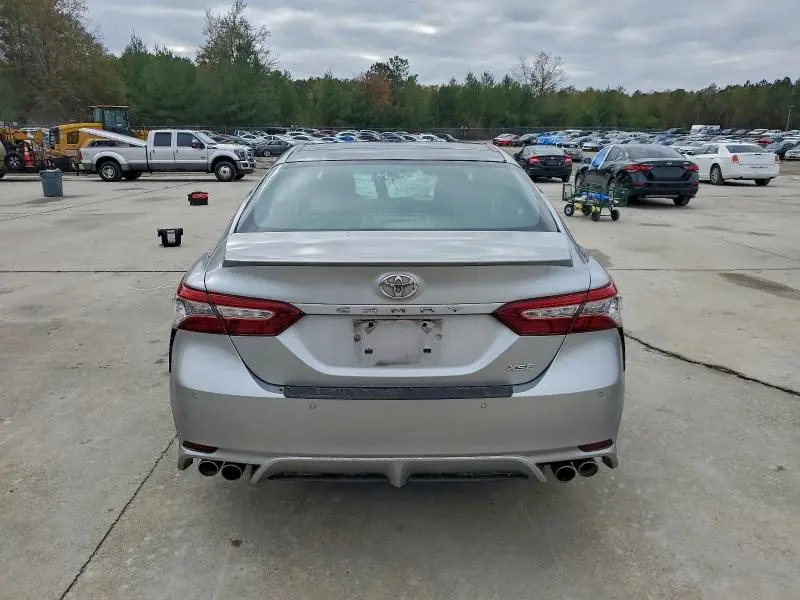 2018 TOYOTA CAMRY XSE  