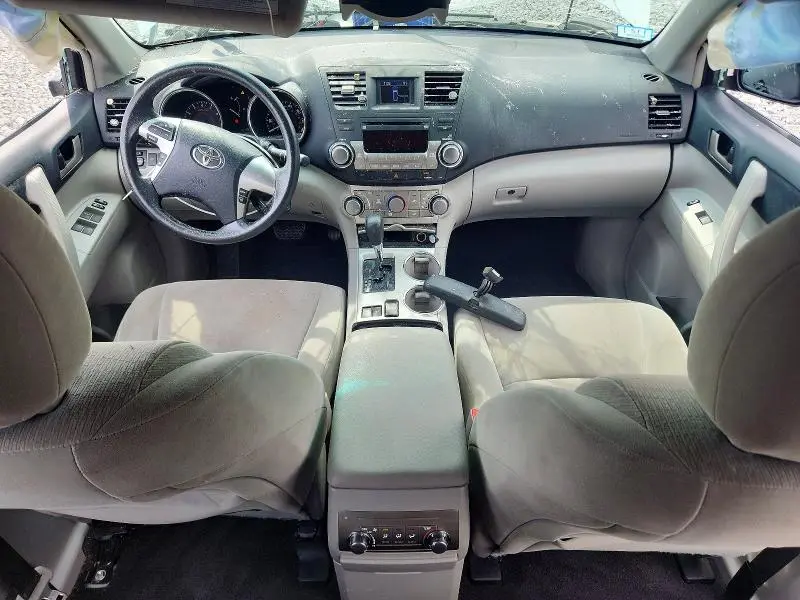2012 TOYOTA HIGHLANDER BASE  