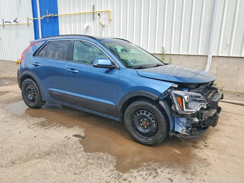 2025 KIA NIRO EX  