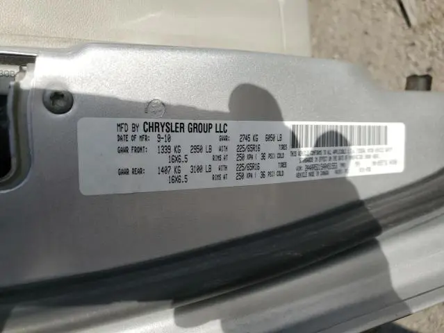 2010 CHRYSLER TOWN & COUNTRY TOURING  