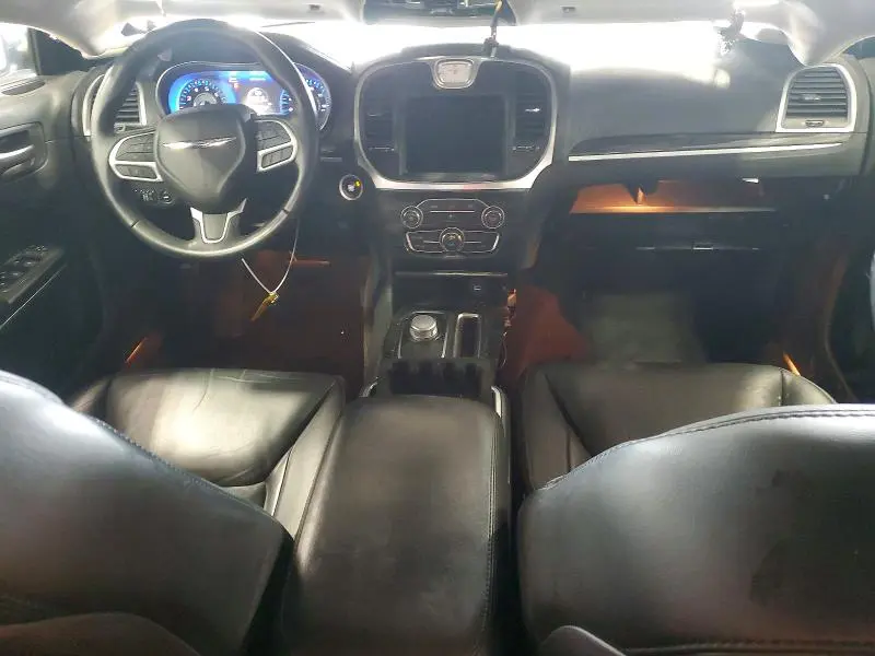 2018 CHRYSLER 300 TOURING  