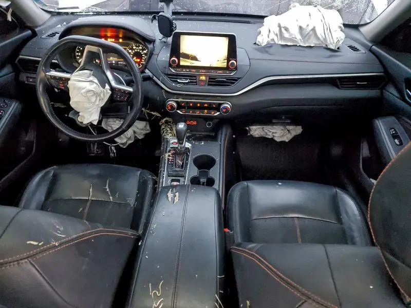 2020 NISSAN ALTIMA SR  