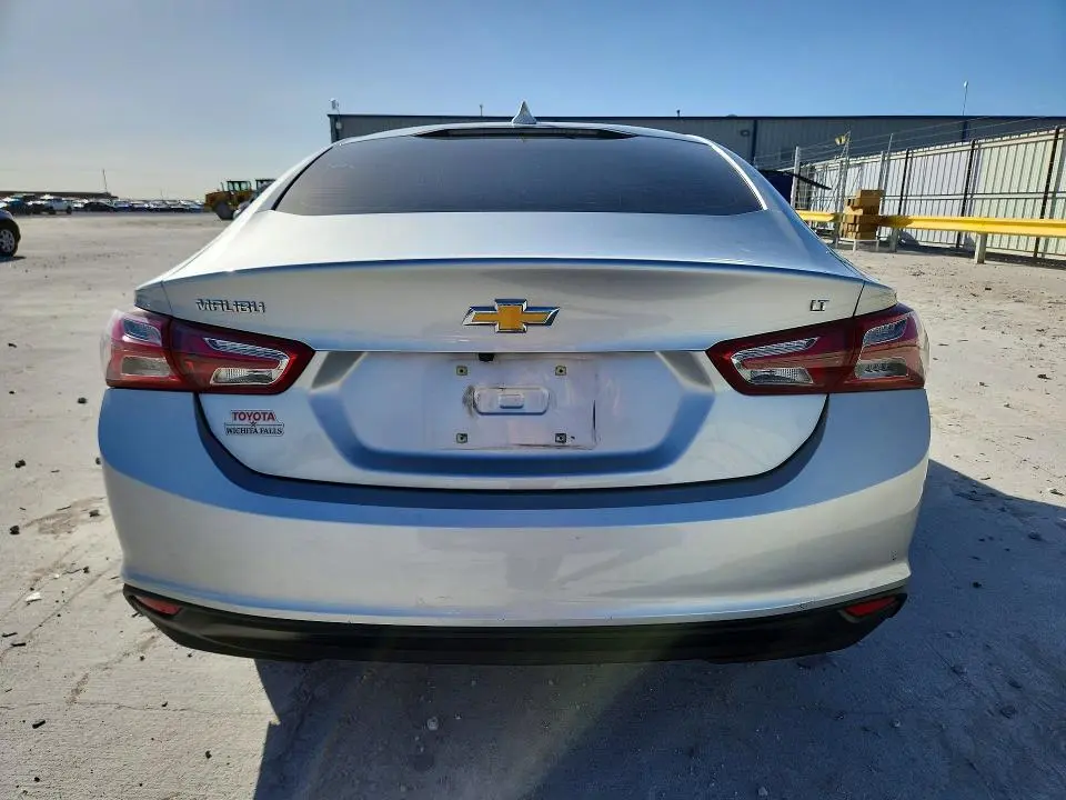 2021 CHEVROLET MALIBU LT  