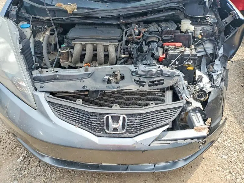 2013 HONDA FIT   