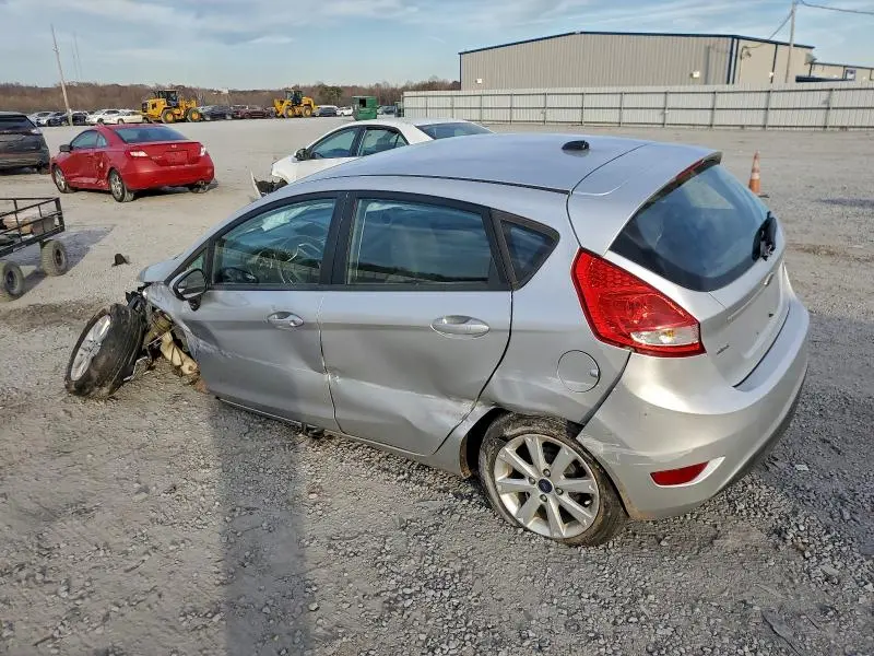 2011 FORD FIESTA SES  