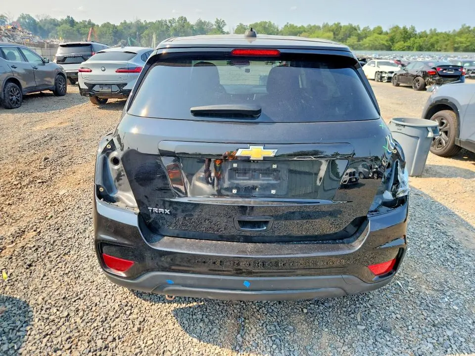 2021 CHEVROLET TRAX LS  