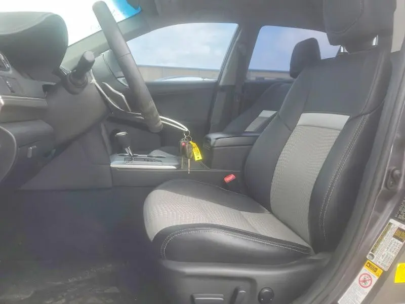 2014 TOYOTA CAMRY SE  