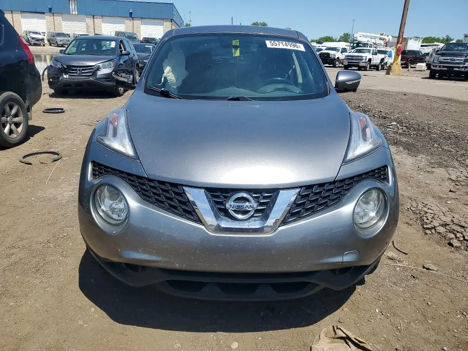2015 NISSAN JUKE SV  
