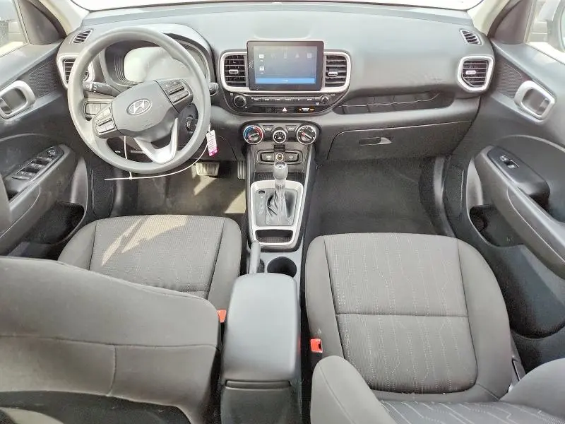 2023 HYUNDAI VENUE SE  