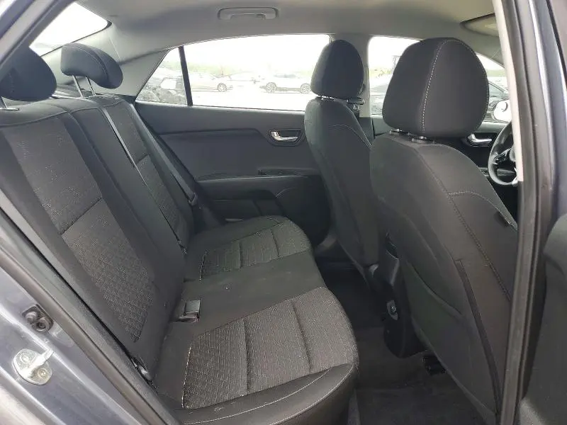 2019 KIA RIO S  