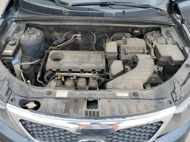 2011 KIA SORENTO BASE  
