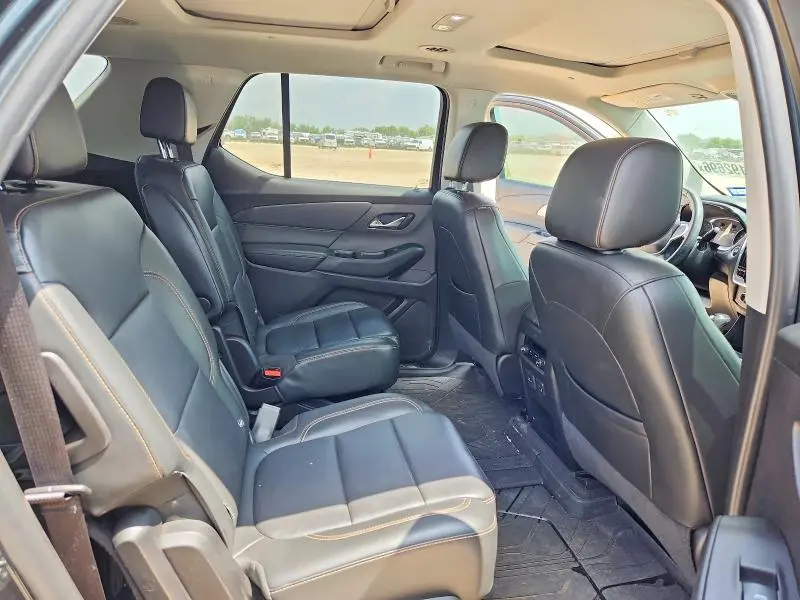 2019 CHEVROLET TRAVERSE LT  