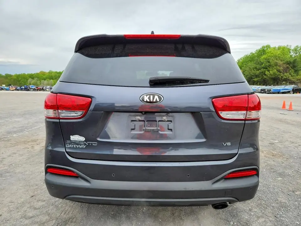 2016 KIA SORENTO LX V6  