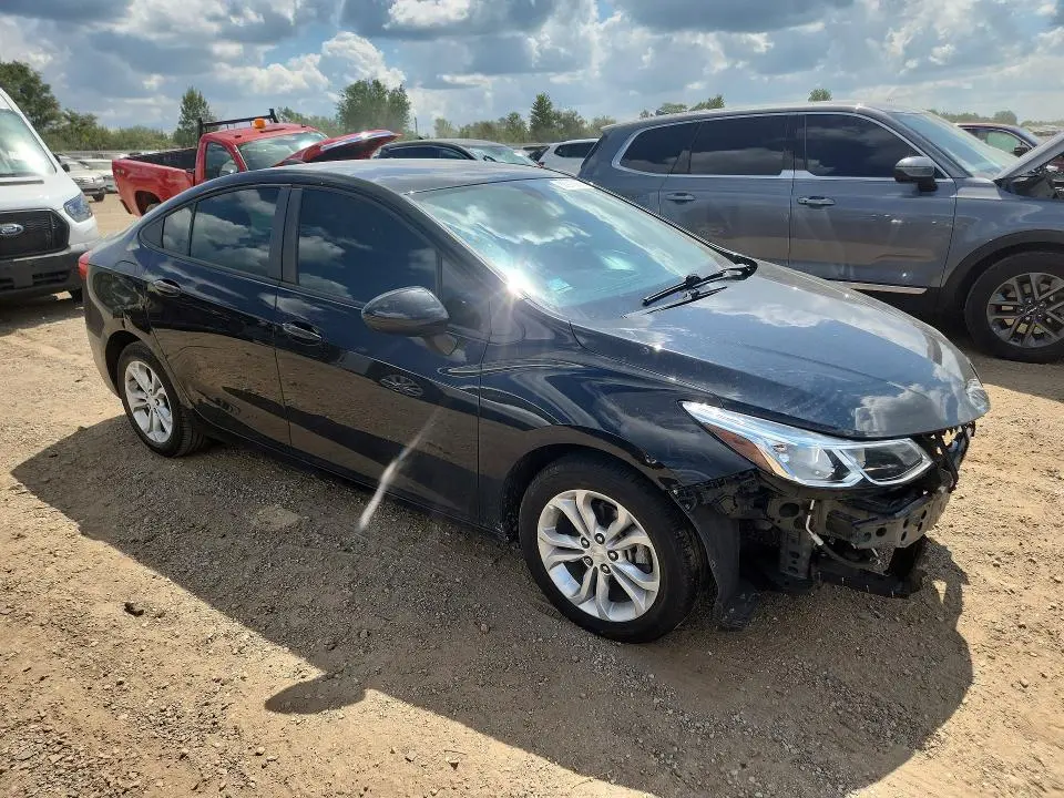 2019 CHEVROLET CRUZE LS  
