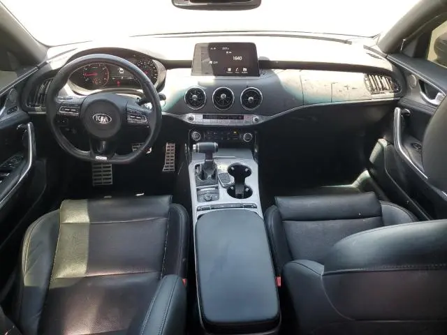 2019 KIA STINGER GT1  