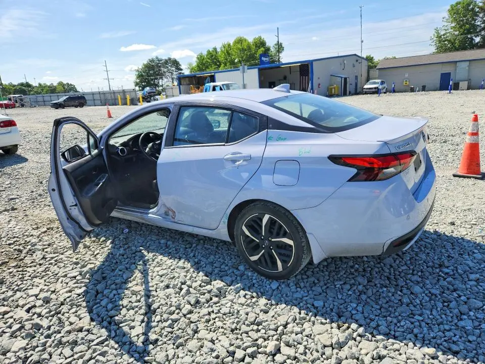 2023 NISSAN VERSA SR  