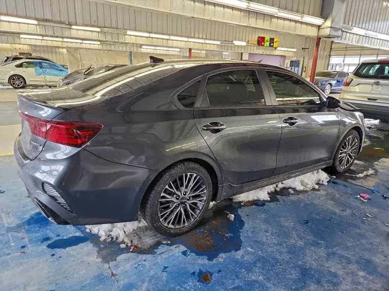 2022 KIA FORTE GT LINE  