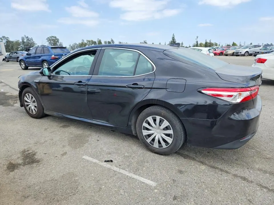 2020 TOYOTA CAMRY LE  