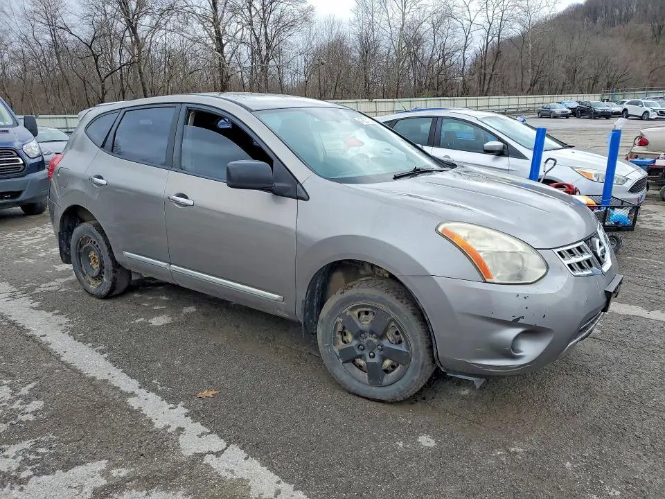 2011 NISSAN ROGUE S  
