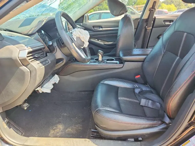 2023 NISSAN ALTIMA SR  
