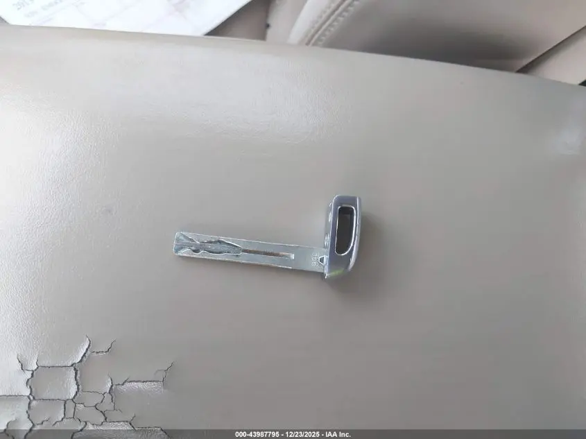 2013 HYUNDAI GENESIS 3.8