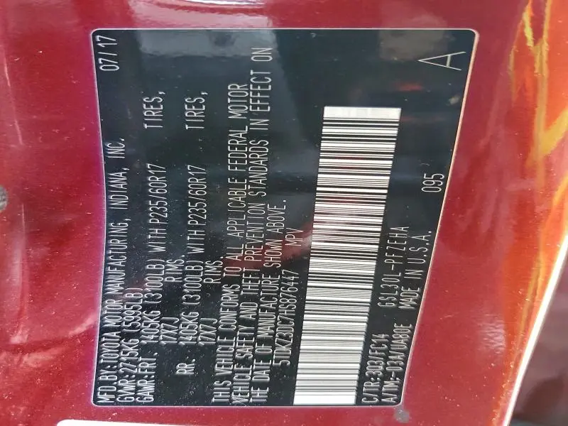 2017 TOYOTA SIENNA LE  