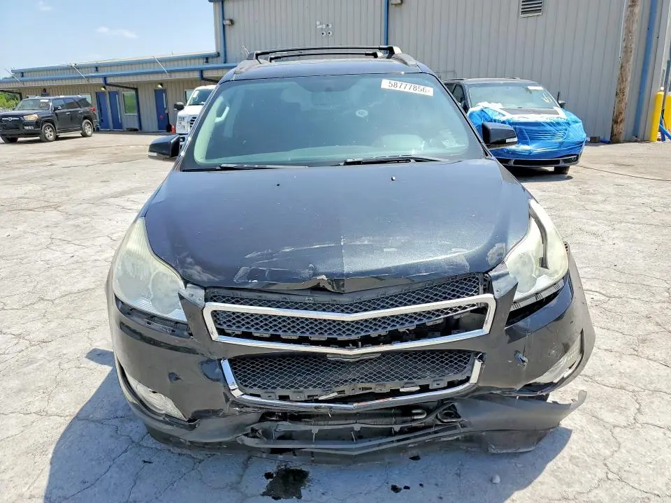 2011 CHEVROLET TRAVERSE LT  