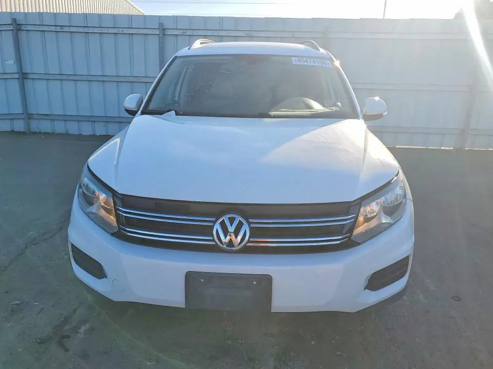 2016 VOLKSWAGEN TIGUAN S  