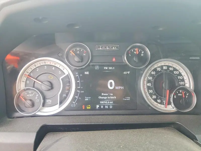 2013 RAM 3500 SLT  