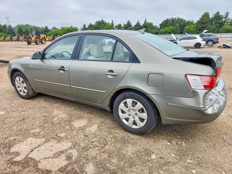 2010 HYUNDAI SONATA GLS  