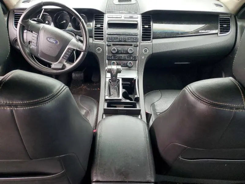 2010 FORD TAURUS LIMITED  