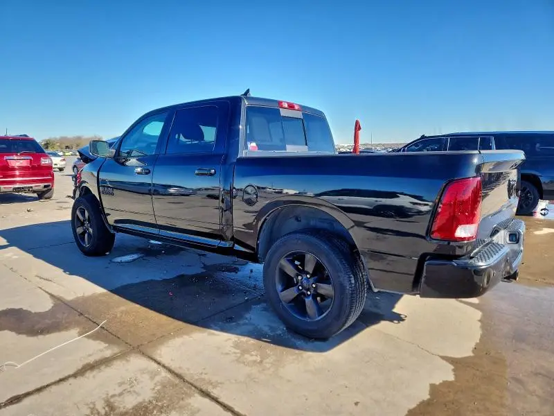 2018 RAM 1500 SLT  