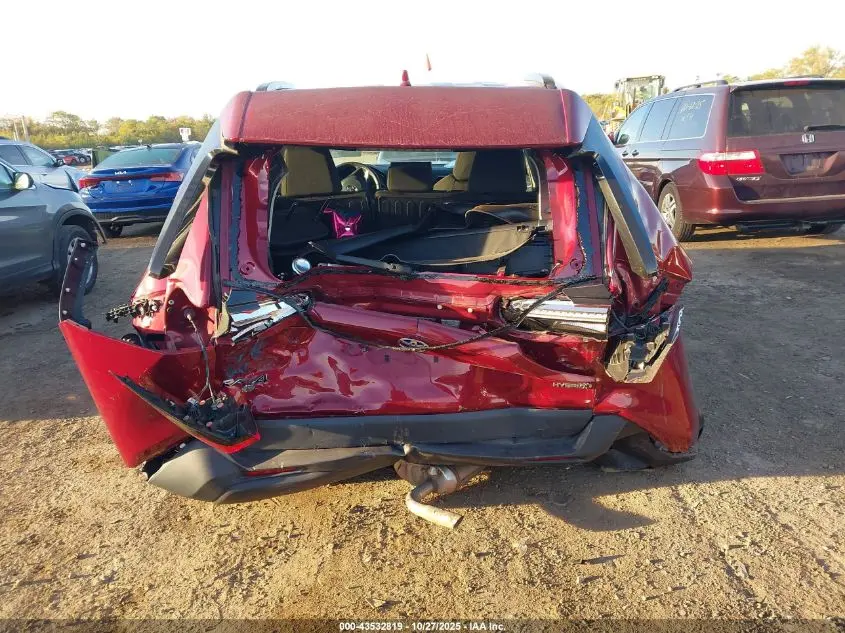 2022 TOYOTA RAV4 HYBRID XLE