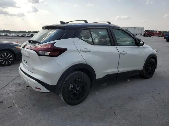 2023 NISSAN KICKS SV  