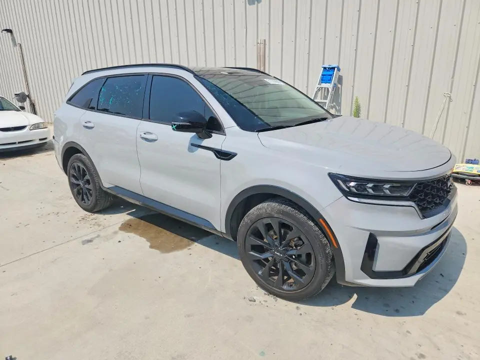 2022 KIA SORENTO SX  
