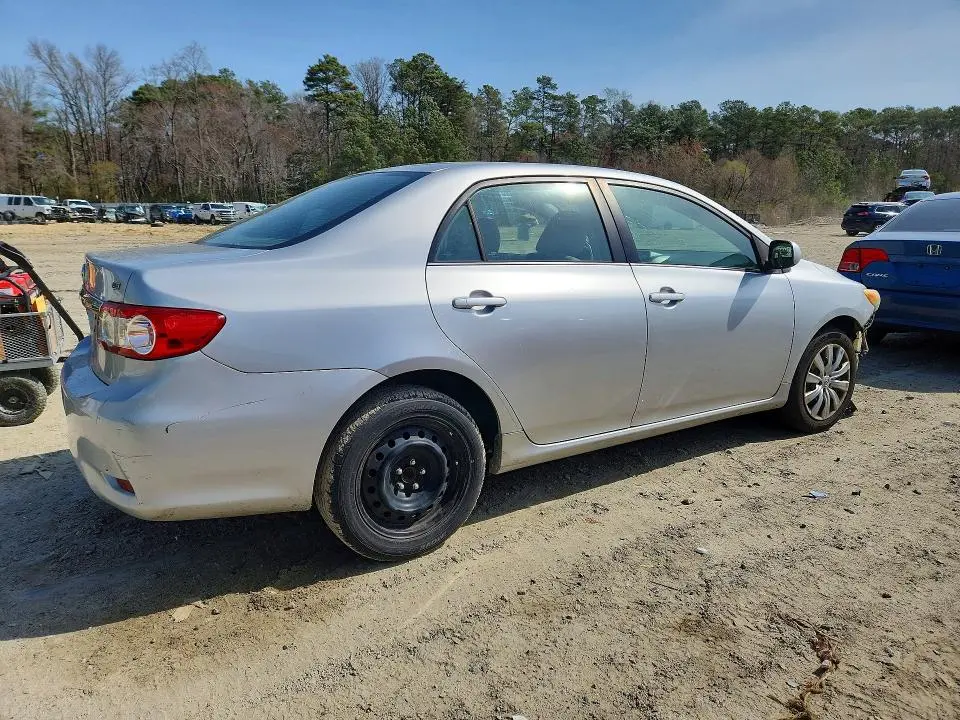 2013 TOYOTA COROLLA LE  