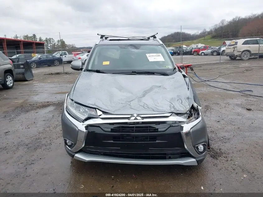 2017 MITSUBISHI OUTLANDER GT